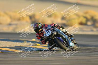 media/Nov-17-2024-CVMA (Sun) [[1fec520723]]/Race 18-Supersport Middleweight/